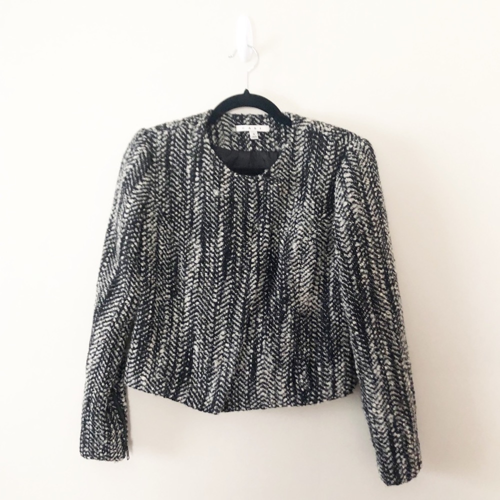 Cabi #529 Mockinbird Tweed Moto Blazer. Jacket